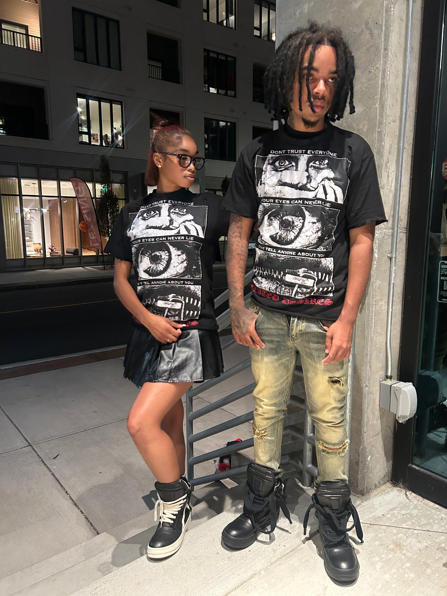 Don’t trust everyone tee